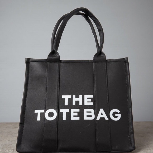 "THE TOTEBAG" Black Canvas Tote – Chic, Spacious & Brand New! 🖤 - Picture 10 of 12